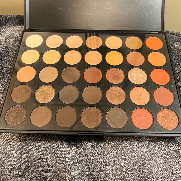 Morphe Original First Edition 35O Eyeshadow Palette - Picture 2 of 9